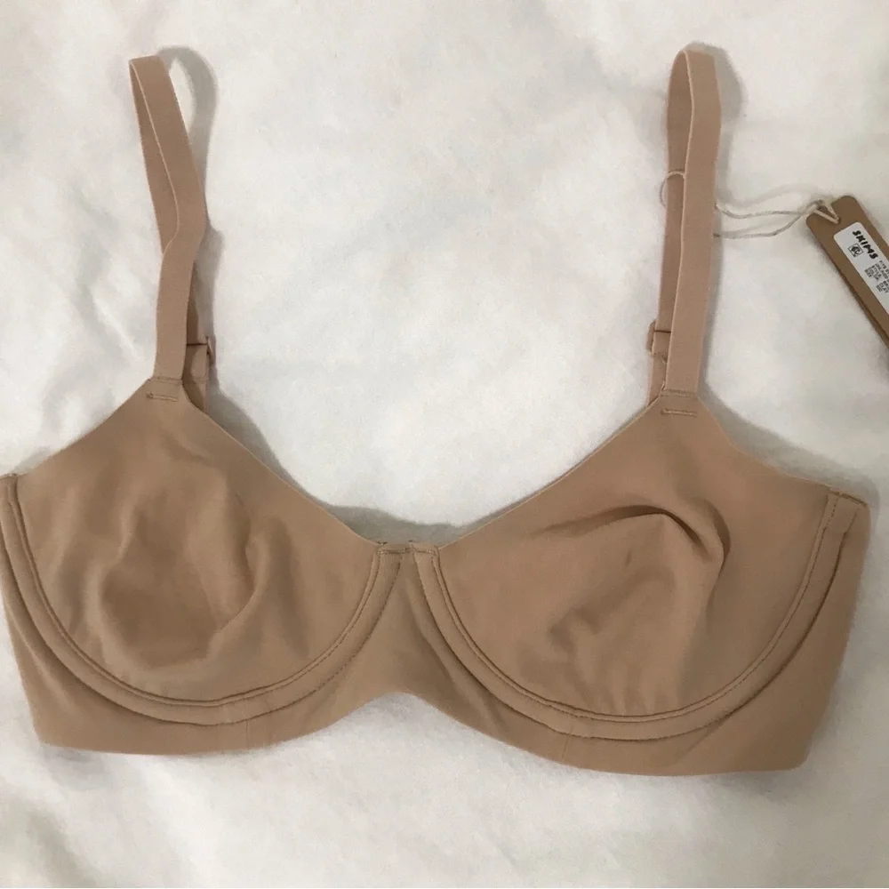 Skims bra - Picture 4 of 4